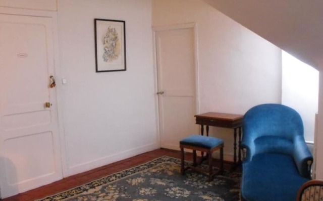 Le Montant au Palais