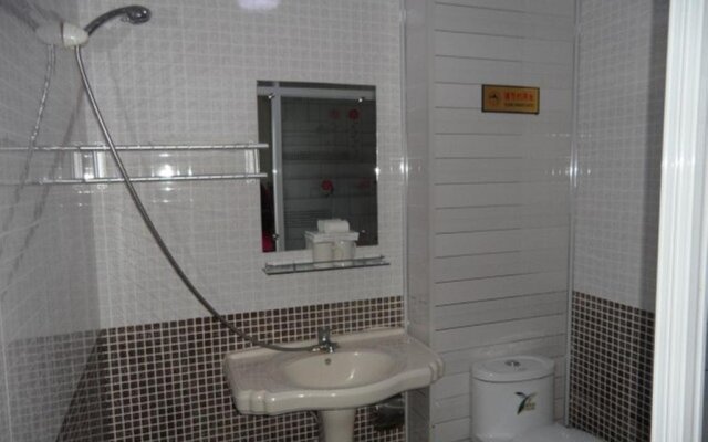 Changbai Mountain Dazhonglai Hotel
