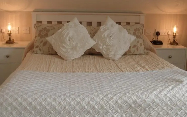 The Bays Guest House