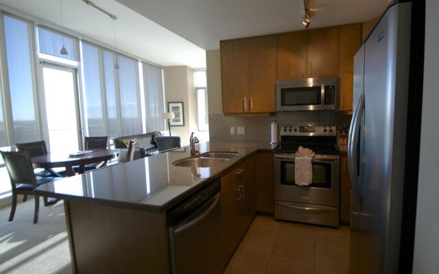 Suite Digs Vetro