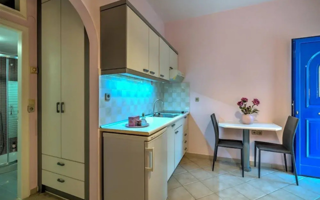 Bbq, Balcony, 42mbps, King, Backyard, Full Kitchen-1