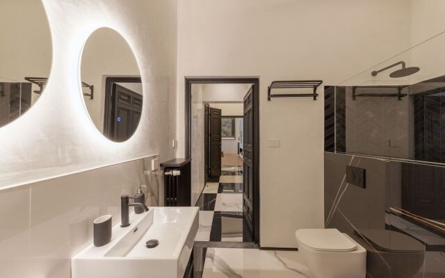Cavour 83 Prestige House
