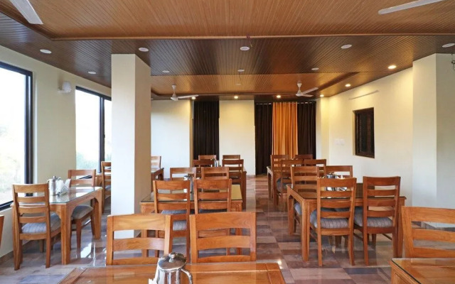 Md's Residence by OYO Rooms