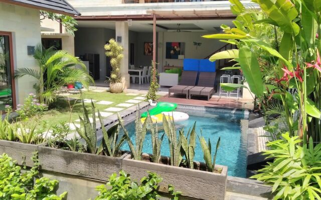 Sunshoot Villa Sandat