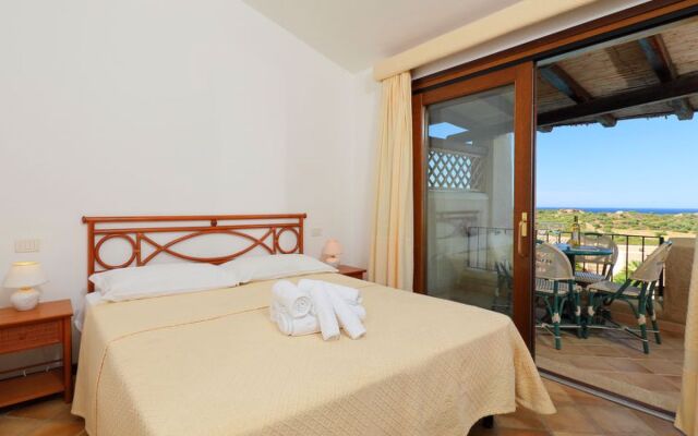 Corbezzolo 11 - Vista Village