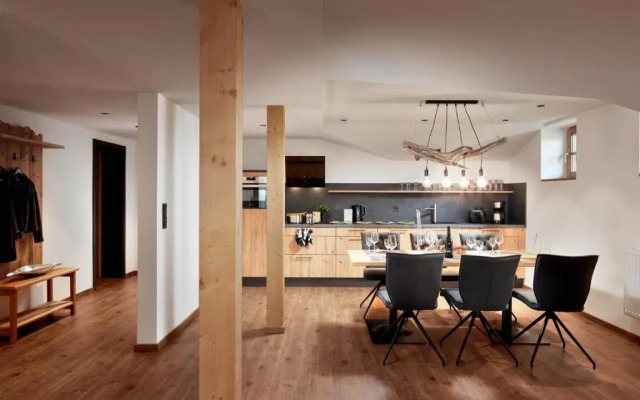 Maximilian Appartements