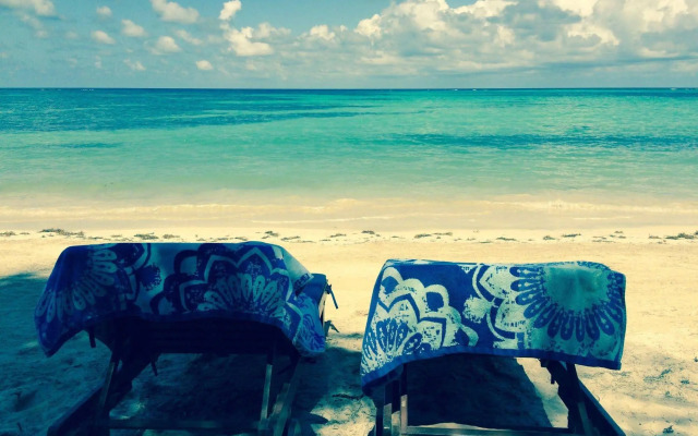 Little Corn Beach and Bungalow