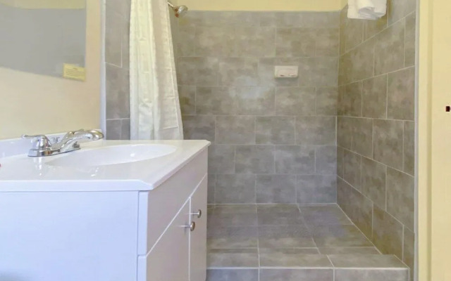 Oyo Hotel North Lima Oh Boardman1