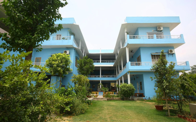 Shri Yoga Mandir Guest House