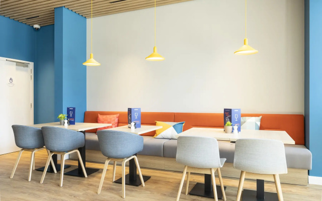 Holiday Inn Express Antwerp City Centre by IHG