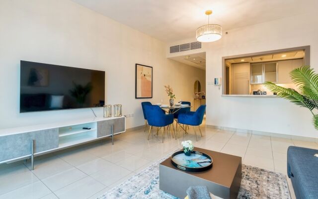 Luxurious 1B With Opera & fountains views