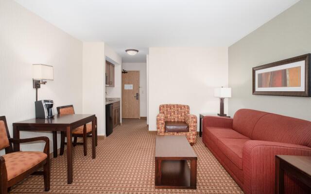 Holiday Inn Express & Suites Gillette by IHG