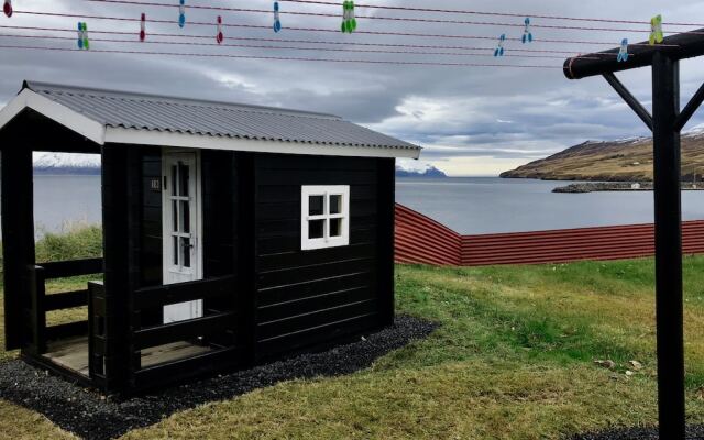 Vellir Grenivik a home with a view