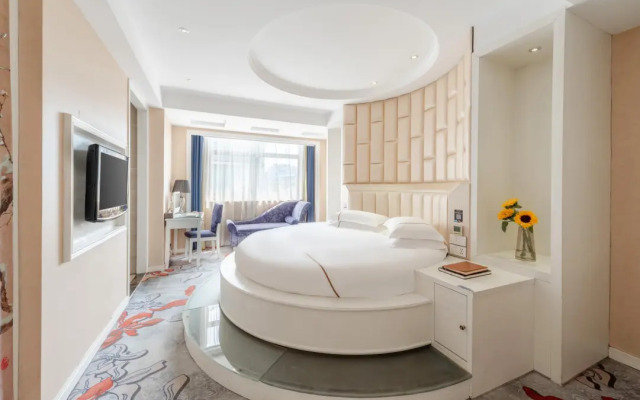 Lingshang Hotel