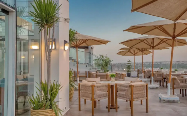Mazar Pyramids Hotel