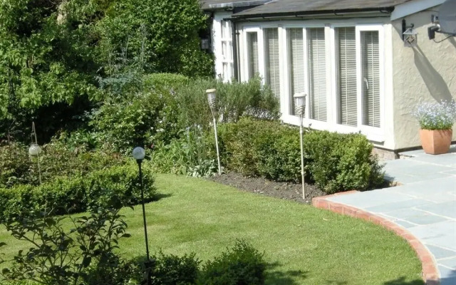 Motts Cottage