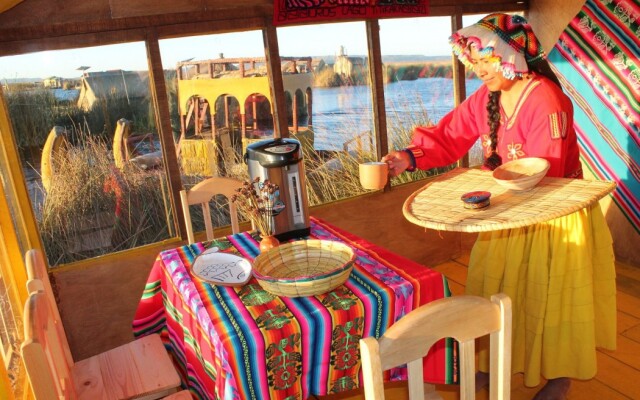 Islas Uros Lodge