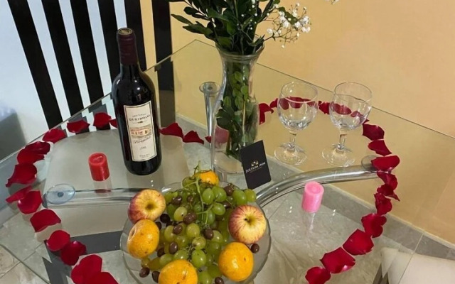 Hotel Jultom Inn & Suite