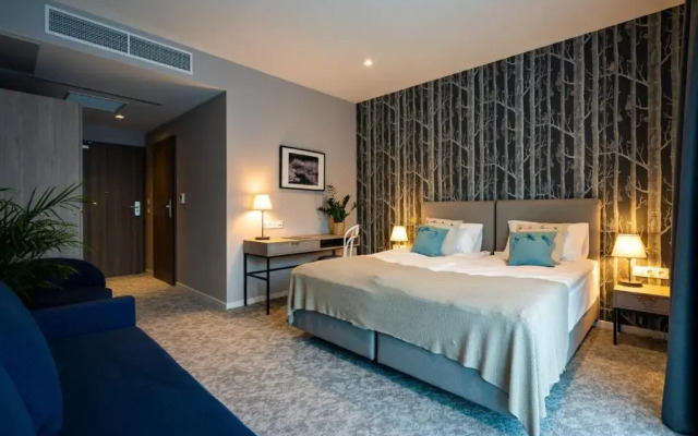 Hotel Odpocznia Resort i Las