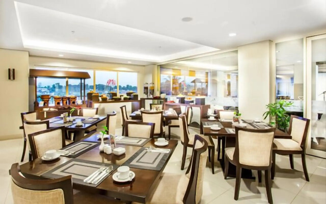Padjadjaran Suites Hotel & Conference
