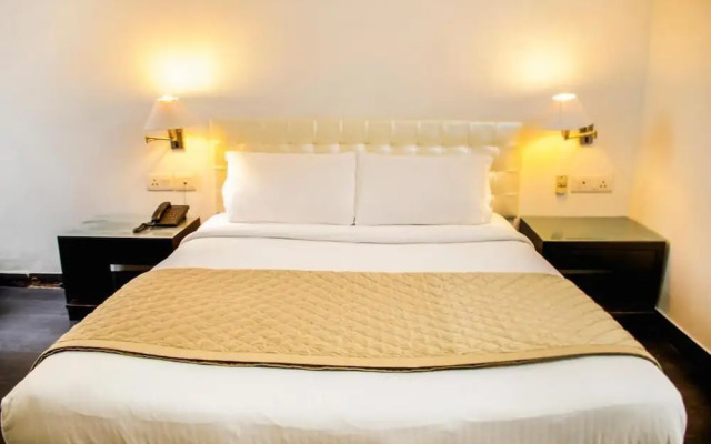Hotel IP Swarn Near Anand Vihar Vaishali