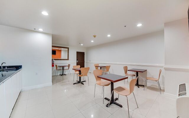 Motel 6 McAllen, TX - East