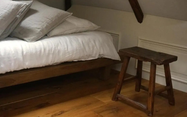 The Old Labor House 1525