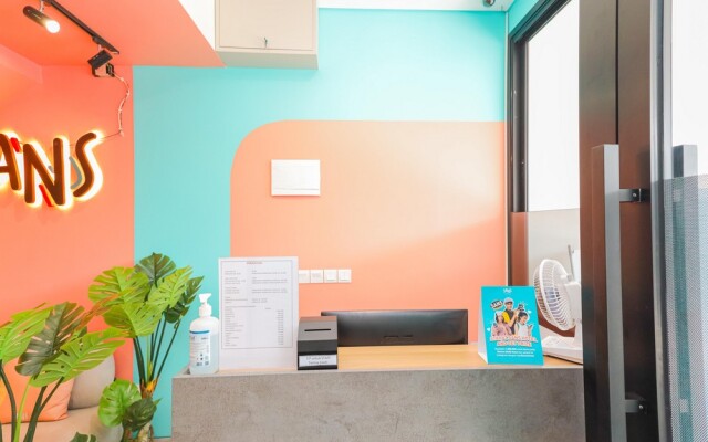 Sans Hotel Clover Ace Surabaya by RedDoorz