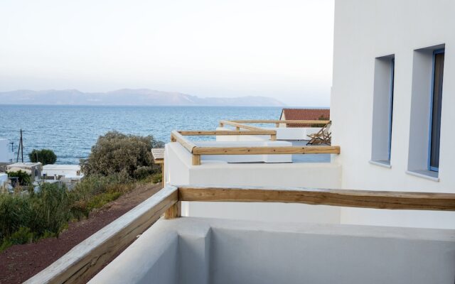 Alsea Seafront Apartments