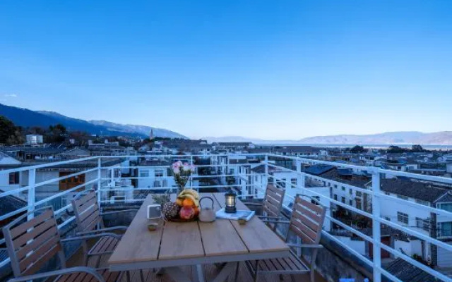 iLiLi Audio and Video Homestay (Dali Ancient City West Gate Branch) – Outside – Dali