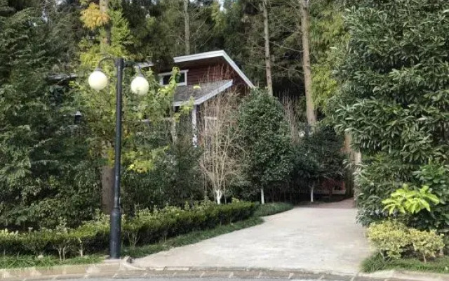 Longqun Resort