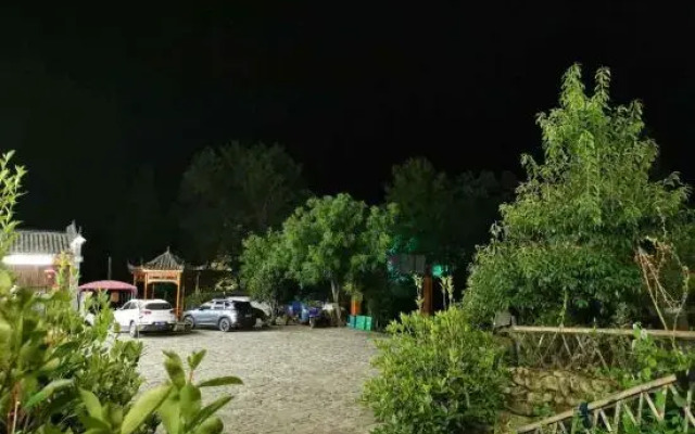 Tiantangzhai Laozhujia Farmhouse Inn