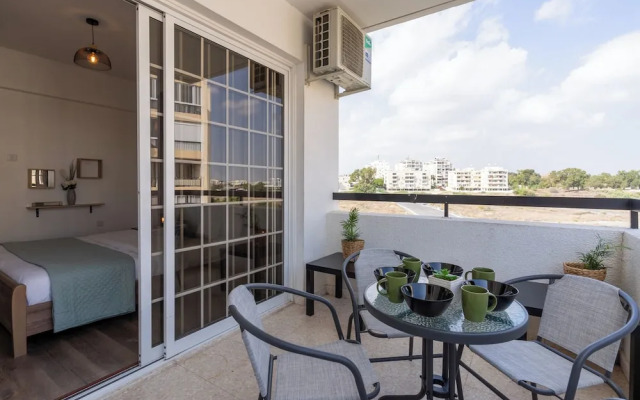 Araminta 2-Bedroom Apartment in Larnaca