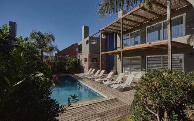 Villa Juana Bungalows & Suites