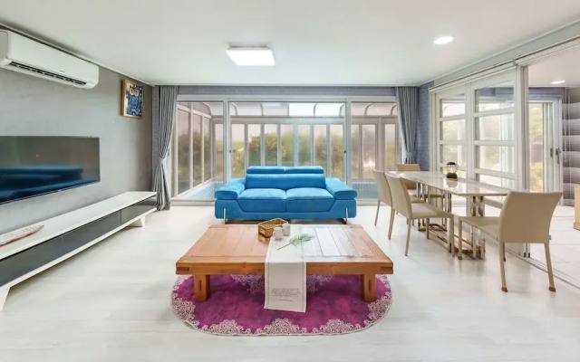 Suncheon The Sky Pool Villa