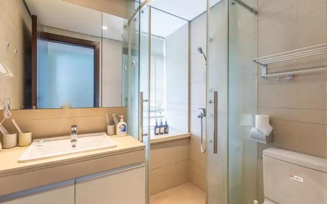 Locals Boutique Apartment Huafa Plaza 32