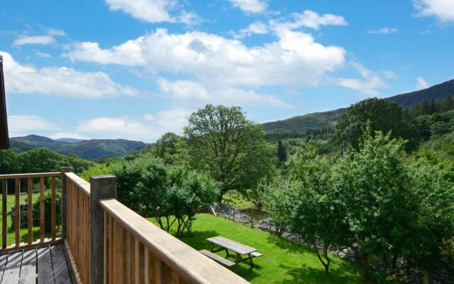 Spacious Holiday Home in Ganllwyd Near River