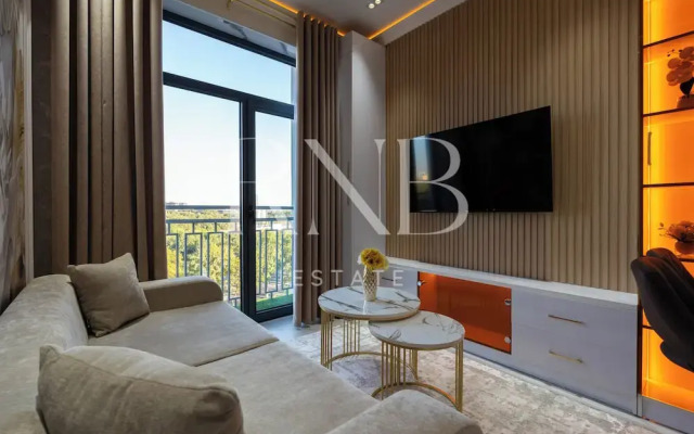 Kamolon 113 by RNB estate