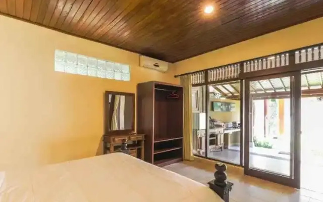 Sari Bungalow
