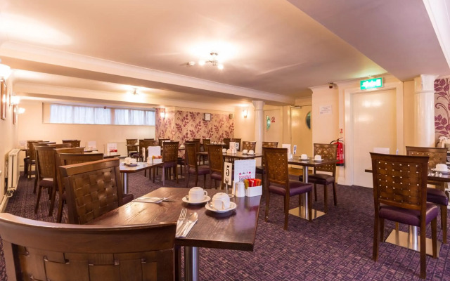 Gardens Hotel