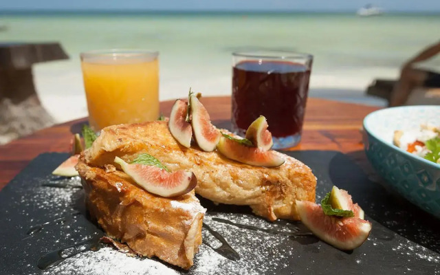 Beachfront Hotel La Palapa - Adults Only