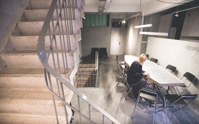 2W Bed & Breakfast Bangkok
