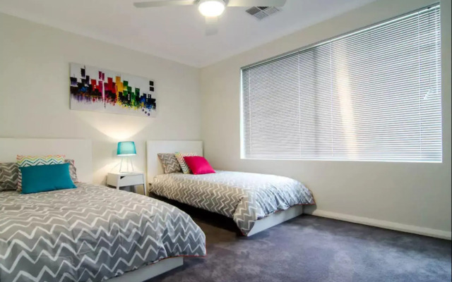 Luxury Belmont House