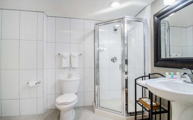 Quality Inn Downtown Inner Harbour