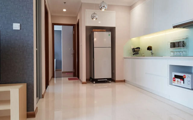 Central Park 1 Bedroom Apartment
