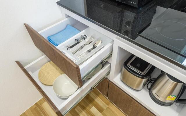 Lark Pool Villa Krabi