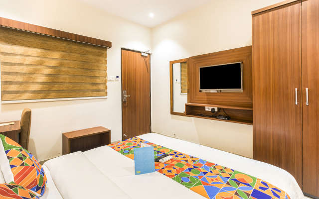 FabHotel Prime Le Western