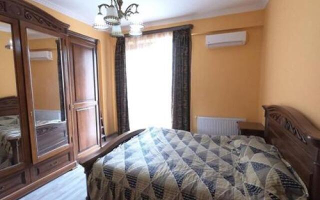 Tsira's Guest House