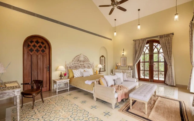 LohonoStays Sacri Borod Hill 7