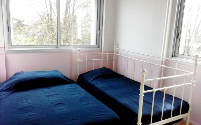 Apartment With 2 Bedrooms In Marly Le Roi With Furnished Balcony And Wifi